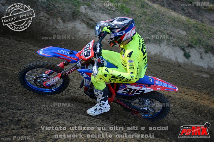 _ROB9375 (Copy).jpg
